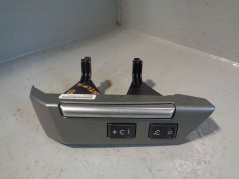 Steering Wheel Cruise Controls XPD500830 Discovery 3 Range Rover Sport