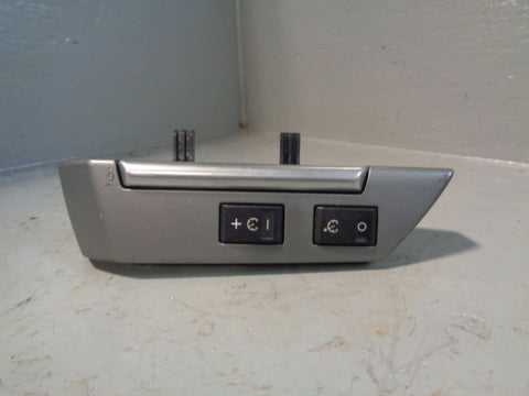 Steering Wheel Cruise Controls XPD500830 Discovery 3 Range Rover Sport