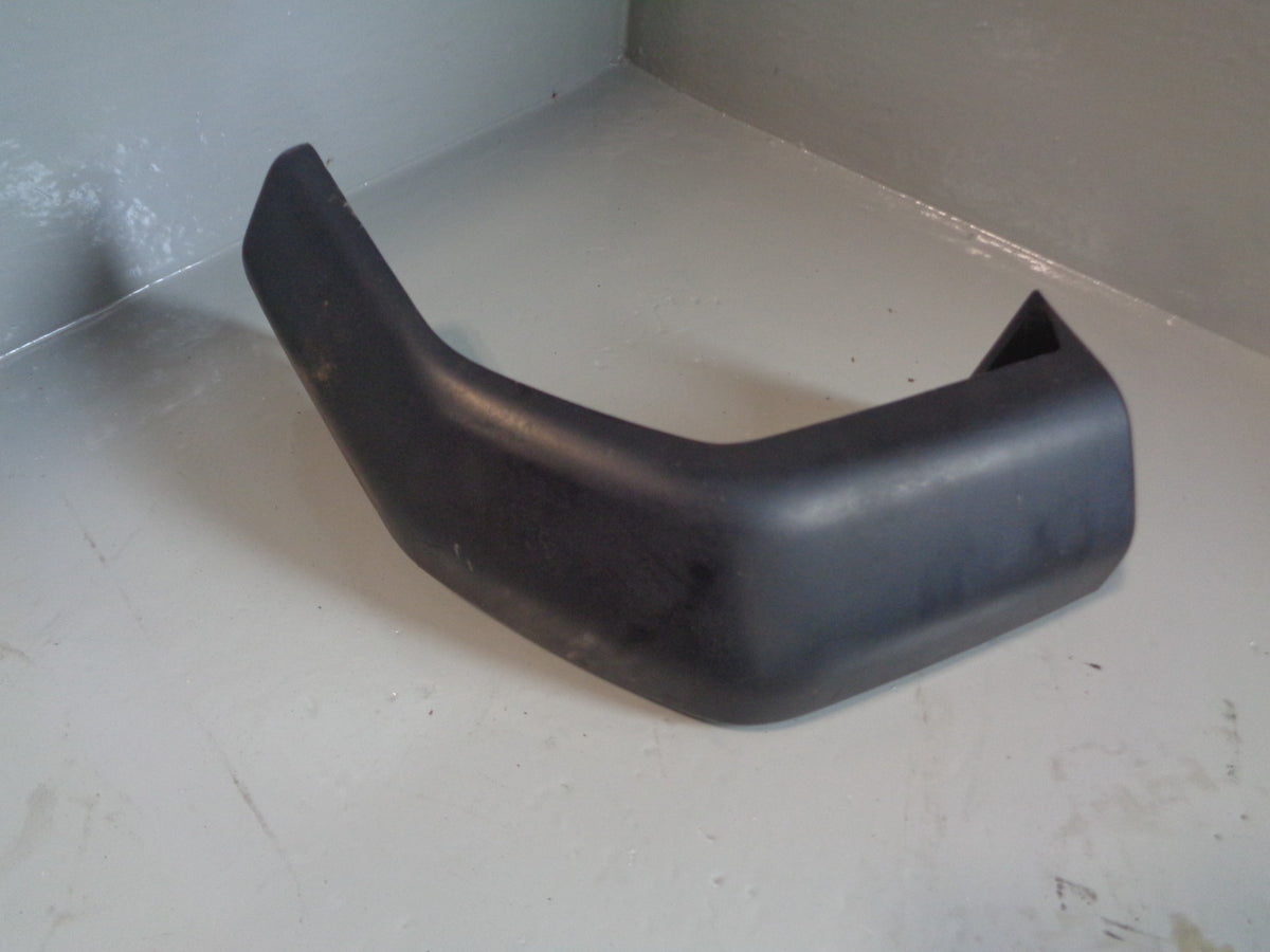 Discovery 2 Bumper Corner Trim Near Side Rear Land Rover 1998 to 2004 L25065
