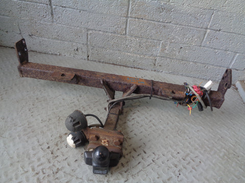 Freelander 1 Tow Bar with Twin Electrics 1998 to 2006 Land Rover R17035