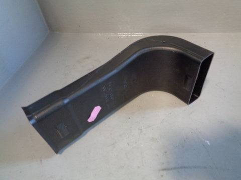 Range Rover Evoque Air Vent Pipe BJ32-113B12-AA Near Side L538 2011 to 2018