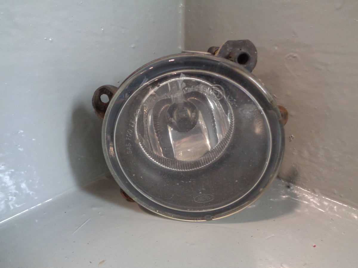 Discovery 2 Fog Light Off Side Front Bumper Land Rover XBJ000080 2002 to 2004