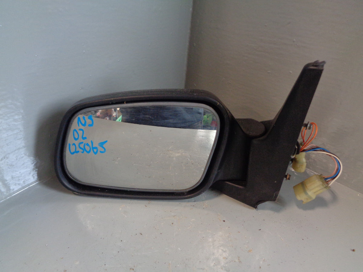 Discovery 2 Electric Mirror CRB110670 Near Side Land Rover 1998 to 2004 L25065