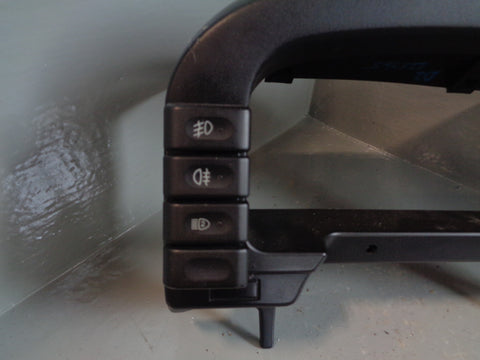 Discovery 2 Instrument Surround Speedo in Black Land Rover 1998 to 2004 L25065