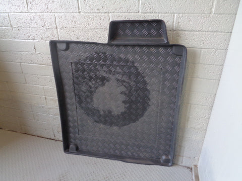 Range Rover L405 Boot Mat Rubber Load Liner in Black 2013 to 2017 K21015