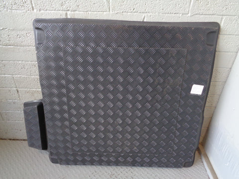 Range Rover L405 Boot Mat Rubber Load Liner in Black 2013 to 2017 K21015