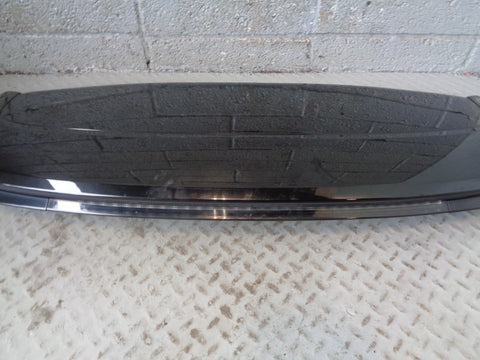 Range Rover L405 Rear Spoiler Tailgate in Santorini Black LRC 820 2013 to 2017