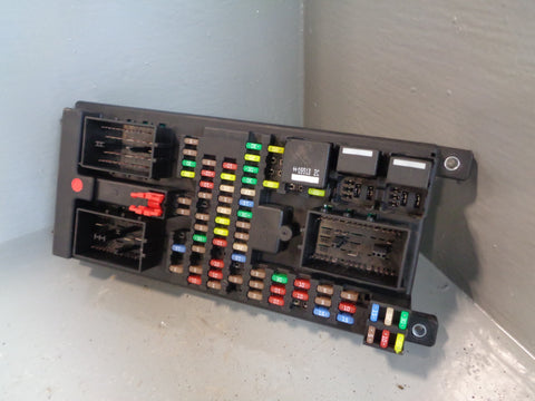 Range Rover L322 Fuse Box 3.6 TDV8 AH42-14F041-AJ Under Dash 2010 to 2013