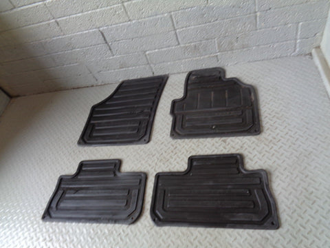 Freelander 2 Floor Mats Set of 4 in Black Rubber Land Rover 2006 to 2011 R28064