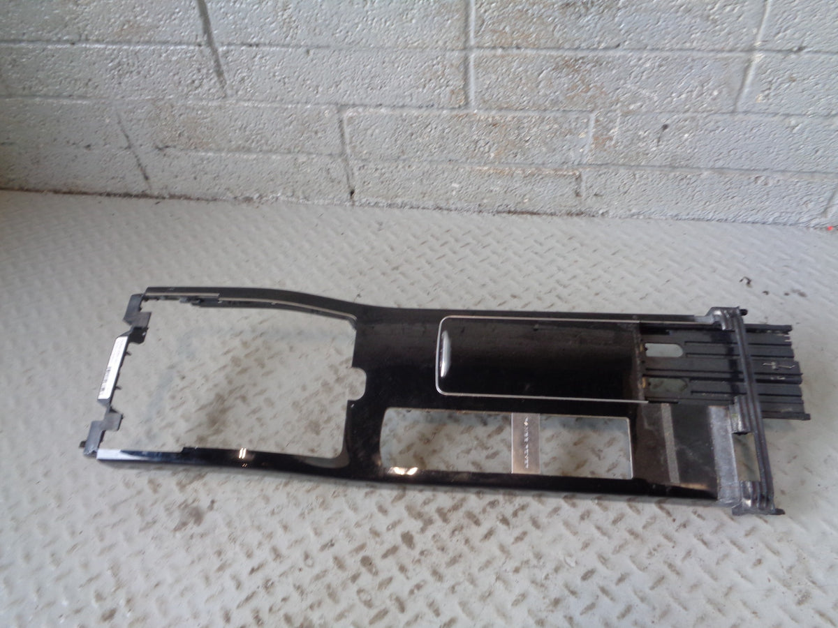 Range Rover L405 Centre Console Trim Surround Black Cup Holders RHD 2013 to 2017