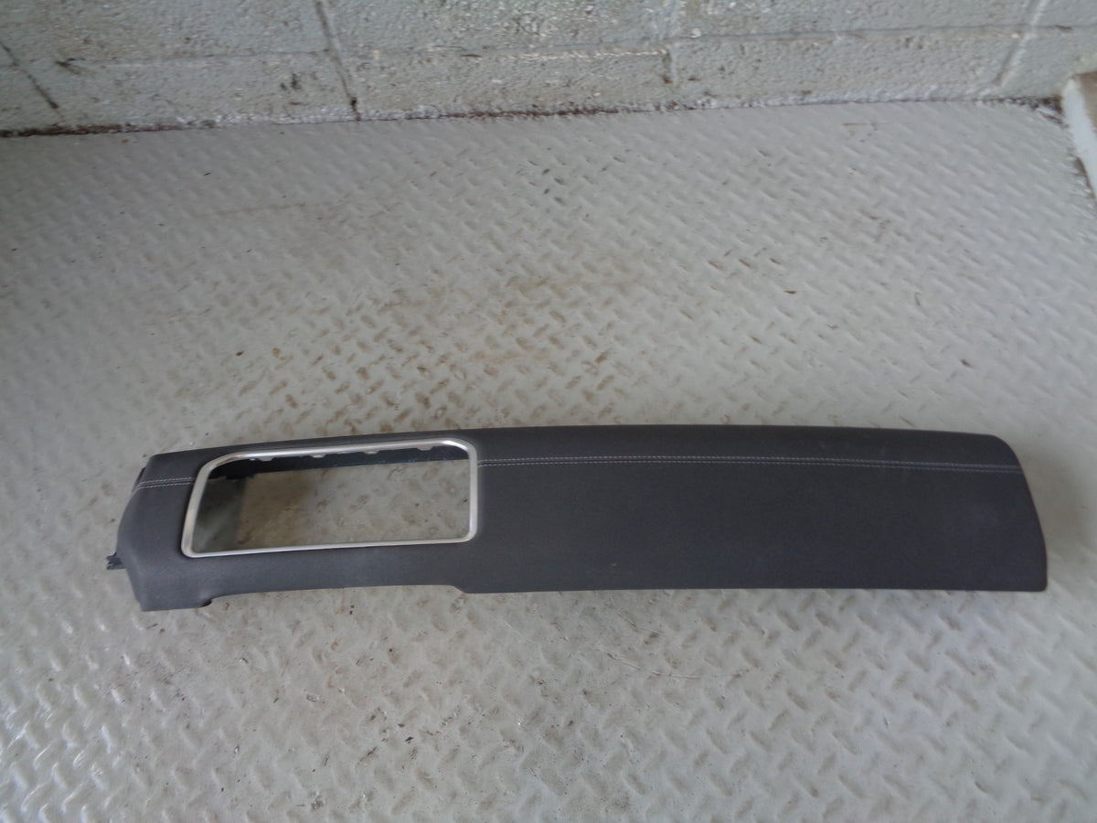 Range Rover Evoque Dashboard Panel Trim BJ32 04268 FAW Black Leather L538