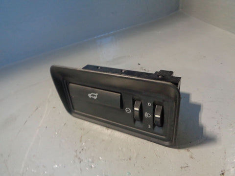 Range Rover Evoque Tailgate Release Switch BJ32 11654 AB L538 2011 to 2018