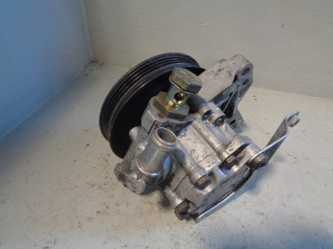 Freelander 1 Power Steering Pump 2.0 TD4 Land Rover QVU100660 2001 to 2006