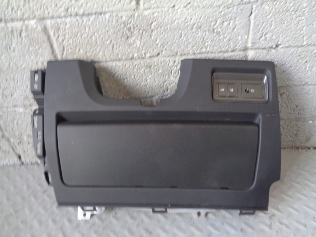 Range Rover Evoque Knee Airbag Lower Dash Panel Black L538 2011 to 2018 L22055