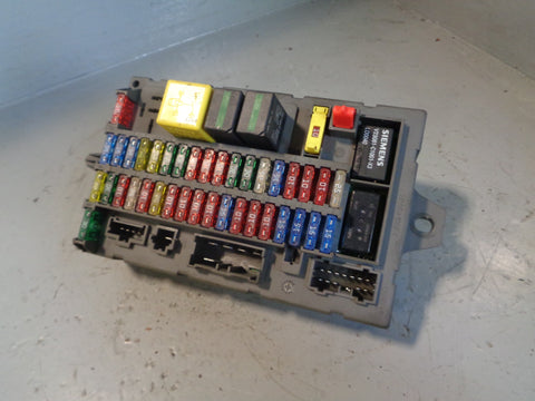 Discovery 2 Fuse Box Internal Under Dash YQE000110 1998 to 2004 Land Rover