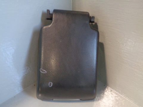 Discovery 3 Centre Console Lid Armrest Grain Leather Land Rover K19065