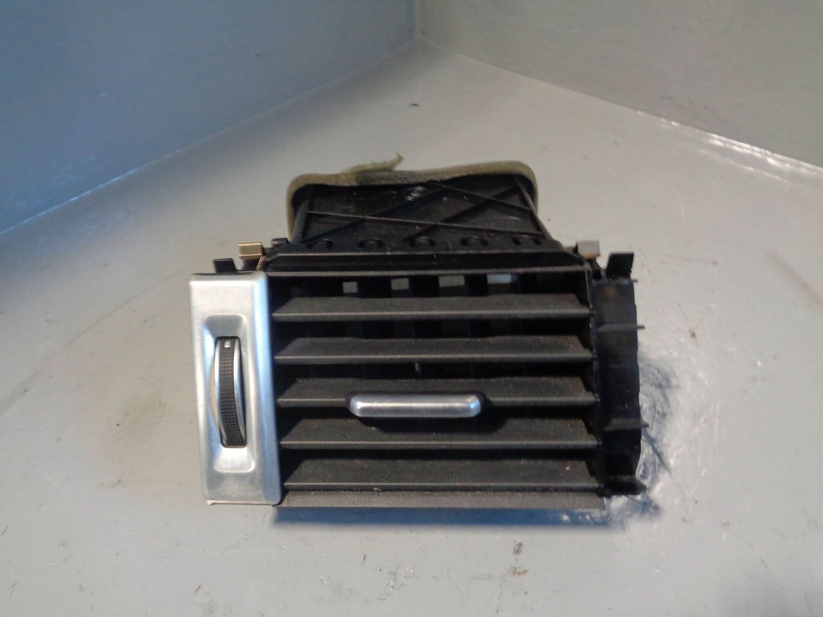 Range Rover Evoque Air Vent Front Near Side Outer Dashboard L538 2011 to 2018