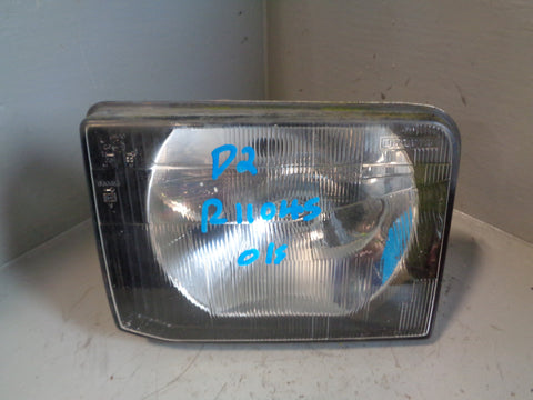 Discovery 2 Headlight Off Side Pre-Facelift XBC105120 Land Rover R11045