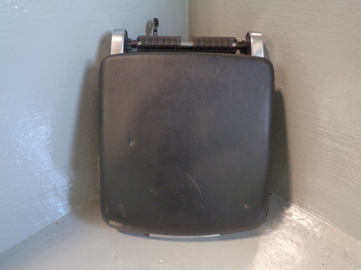 Range Rover L322 Centre Console Front Armrest Lid Black 2010 to 2013 R24065