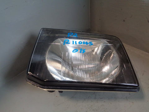 Discovery 2 Headlight Off Side Pre-Facelift XBC105120 Land Rover R11045
