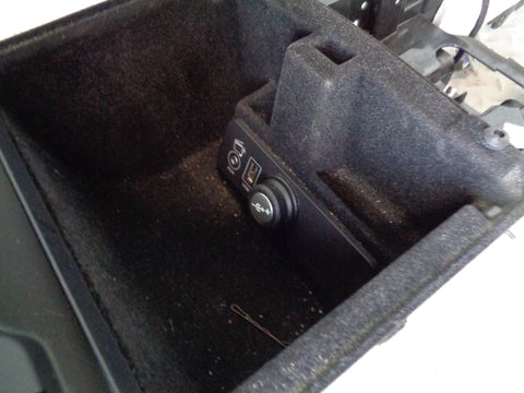Range Rover Evoque Centre Console Ebony Black Arm Rest Leather L538 2011 to 2018