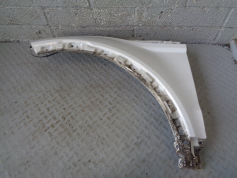 Range Rover Evoque Wing Near Side Front Fuji White LRC 867 L538 L22055