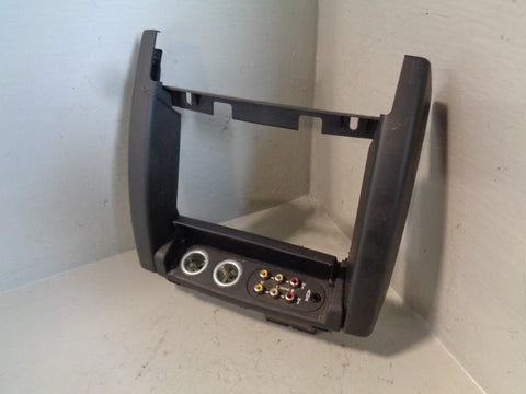 Range Rover L322 Centre Console Rear AV Ports Aux 12v Sockets XVN500020