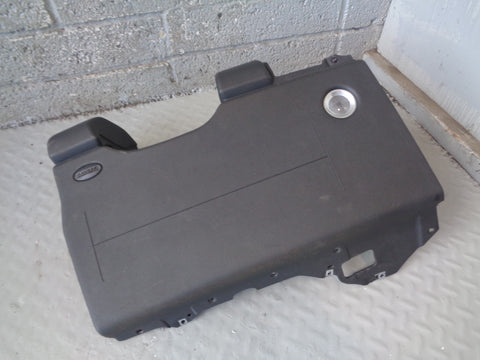 Range Rover L322 Driver Knee Crash Protection Facelift in Black 2006 to 2013