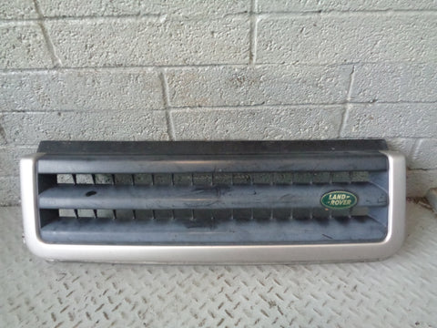 Discovery 2 Front Grille Pre-Facelift Land Rover Blenheim Silver R11045