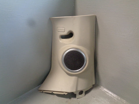 Discovery 4 D Pillar Trim Speaker XQM000400 Off Side Land Rover 2009 to 2014
