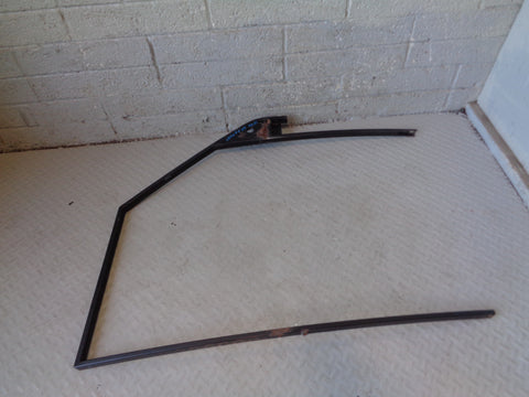 Discovery 2 Door Frame Window Off Side Front Land Rover 1998 to 2004 L25065