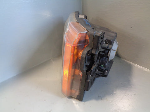 Discovery 3 Adaptive Headlight Xenon Near Side XBC500112 Spares Repairs K19065