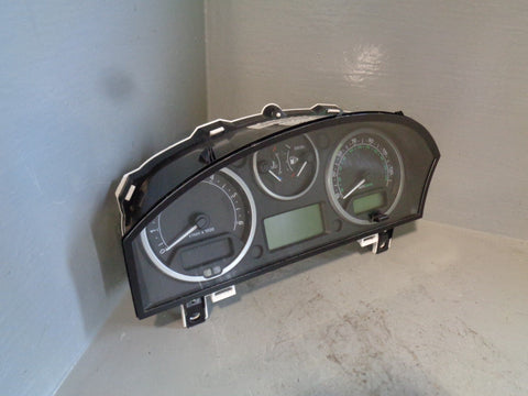 Discovery 3 Instrument Cluster 2.7 TDV6 YAC500028 Land Rover 2004 to 2006