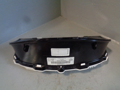 Discovery 3 Instrument Cluster 2.7 TDV6 YAC500028 Land Rover 2004 to 2006