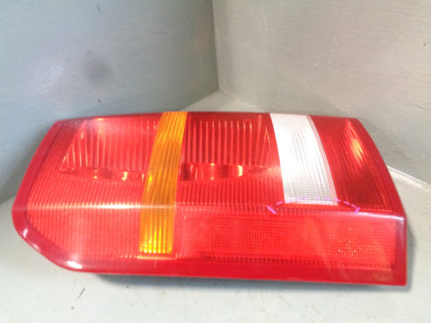 Discovery 3 Tail Light Cluster Near Side Rear XFB000573 2004 to 2009 K09044