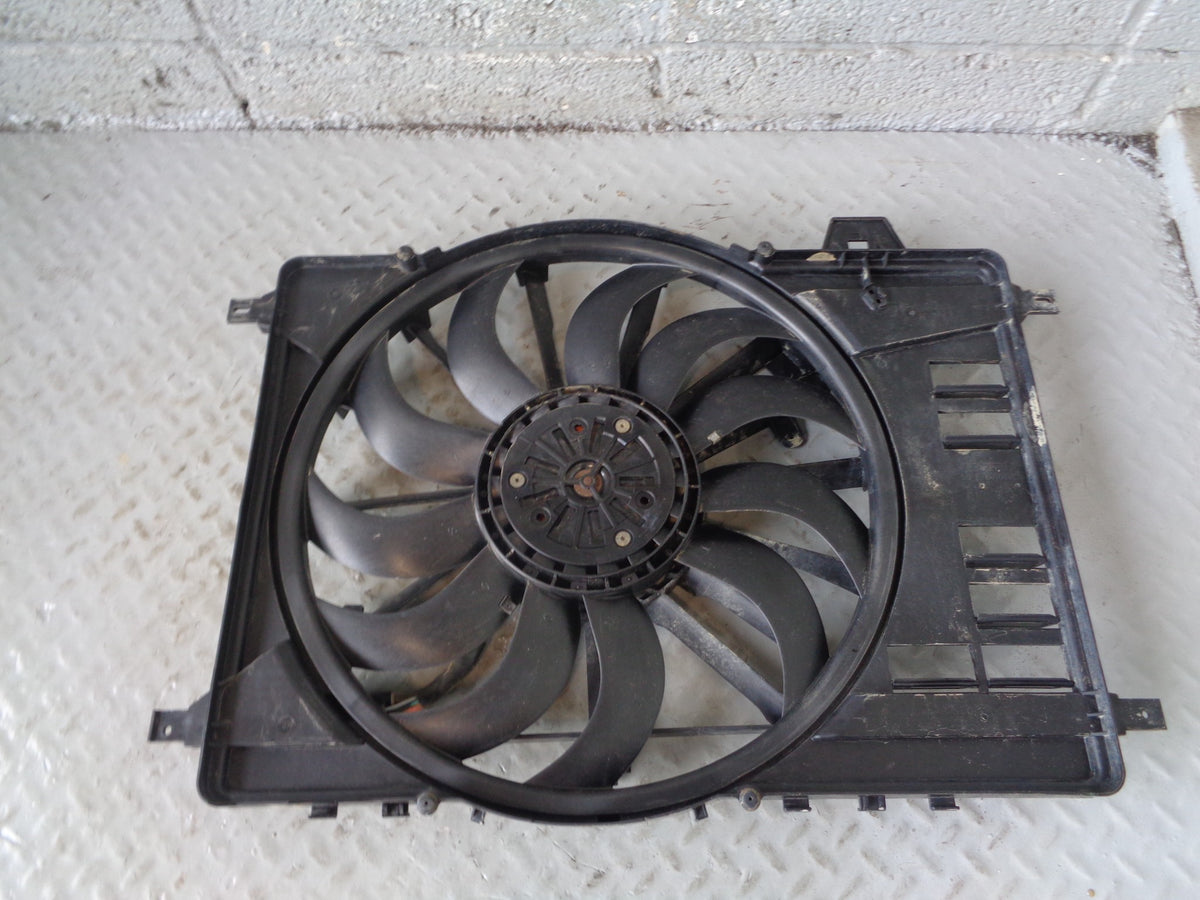 Range Rover Evoque Radiator Cooling Fan GJ32-8C607-BB 2.0 D L538 2016 to 2018
