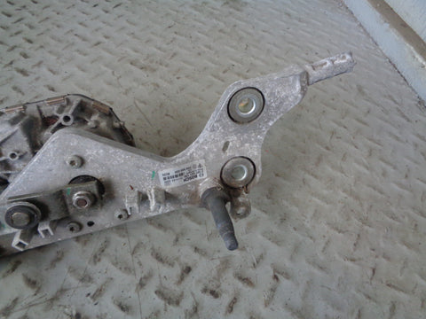 Porsche Cayenne 958 92A Windscreen Wiper Motor and Linkage 7P09551120