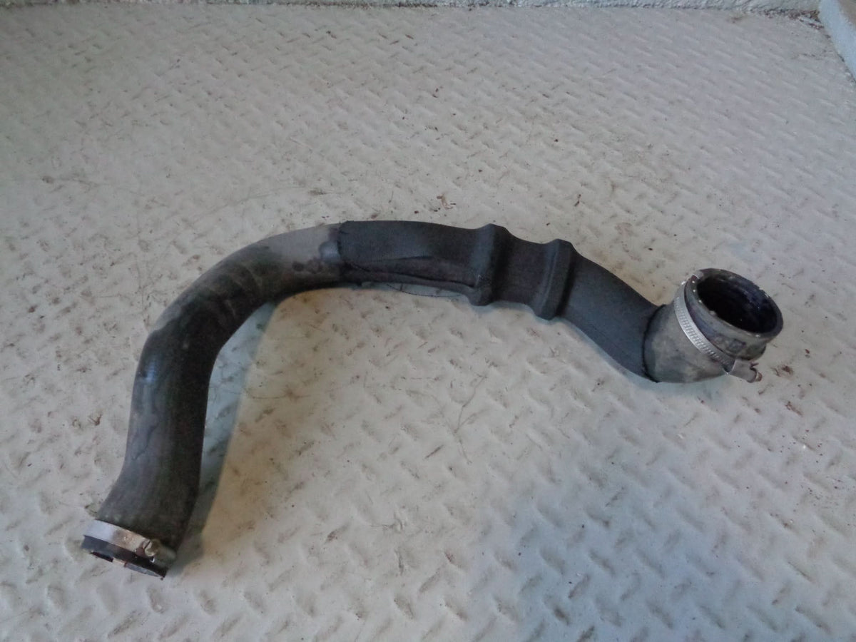 Range Rover Evoque Intercooler to Turbo Pipe BJ32-6K863-AC 2.2 SD4 2011 to 2018