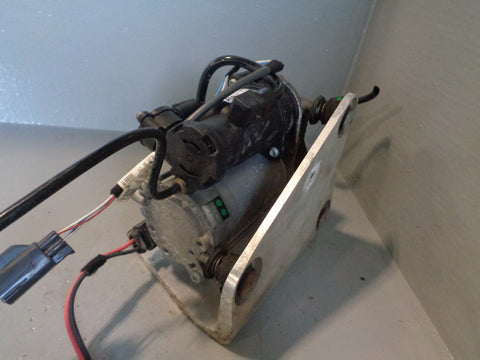 Air Suspension Compressor AMK Discovery 3 4  Range Rover Sport Land Rover R15055
