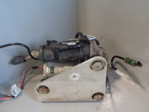 Air Suspension Compressor AMK Discovery 3 4  Range Rover Sport Land Rover R15055