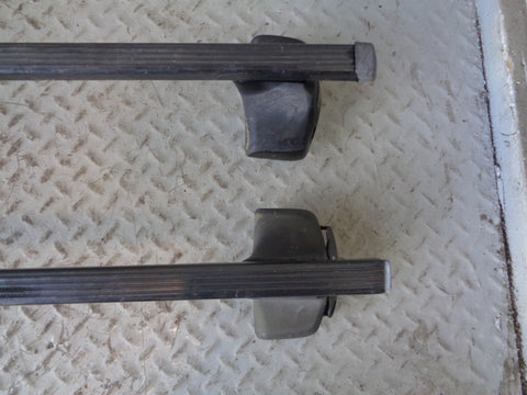 Freelander 2 Thule Roof Rails Cross Bars with Key Land Rover 2006 to 2014