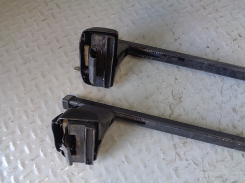Freelander 2 Thule Roof Rails Cross Bars with Key Land Rover 2006 to 2014