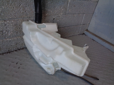 Range Rover Evoque Windscreen Washer Bottle Tank with 2 Pumps L538 2016 to 2018