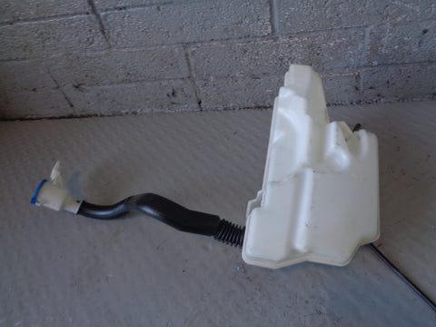Range Rover Evoque Windscreen Washer Bottle Tank with 2 Pumps L538 2016 to 2018