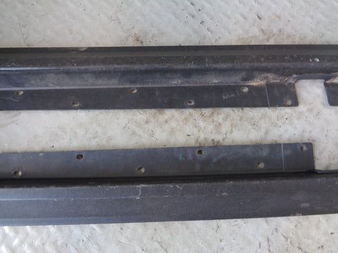 Discovery 2 Sill Trim Cover Protectors Pair Of Land Rover 1998 to 2004 L25065