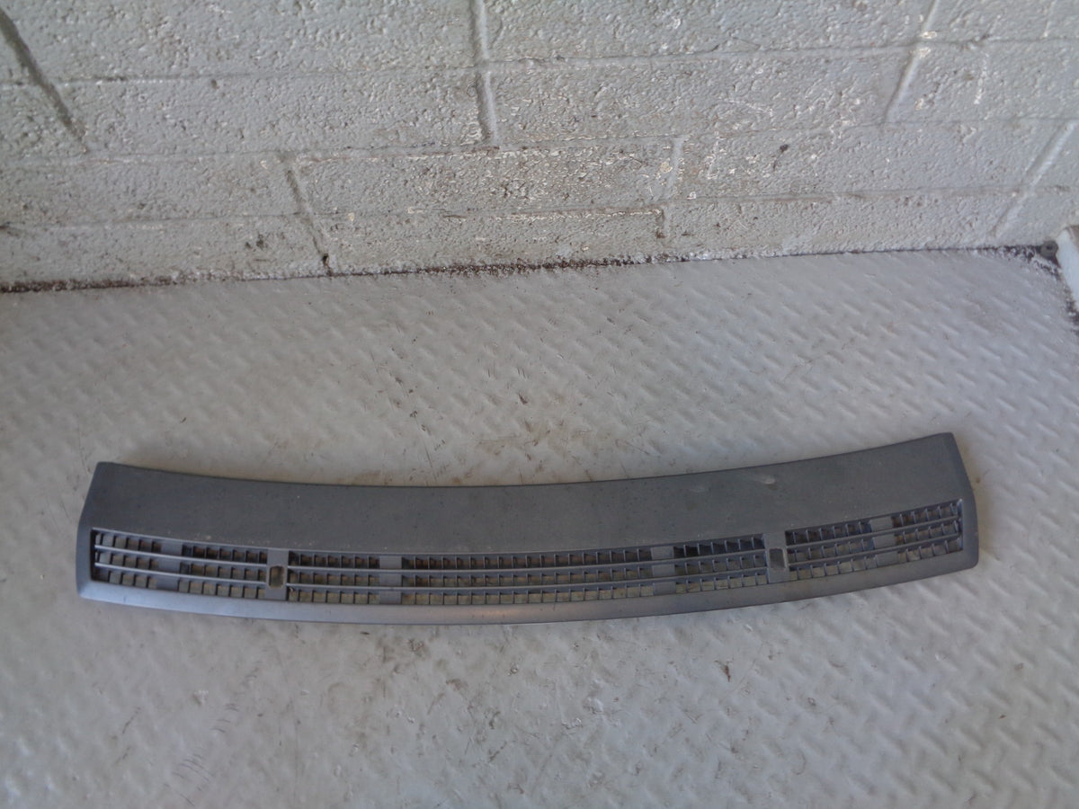 Range Rover L322 Bonnet Grill Under Windscreen 2002 to 2013 R24065