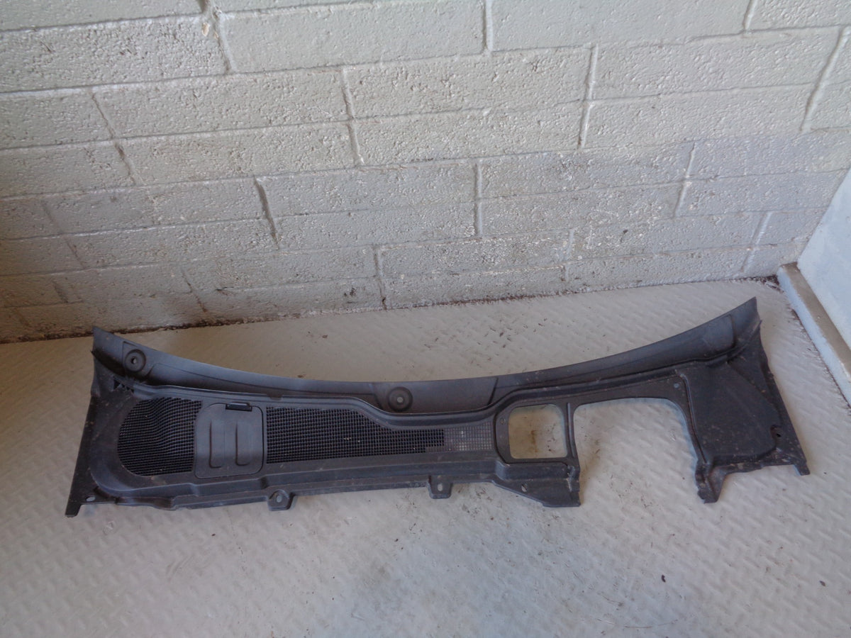 Range Rover Evoque Scuttle Panel Windscreen Panel GJ32-4105 AA 2016 to 2018