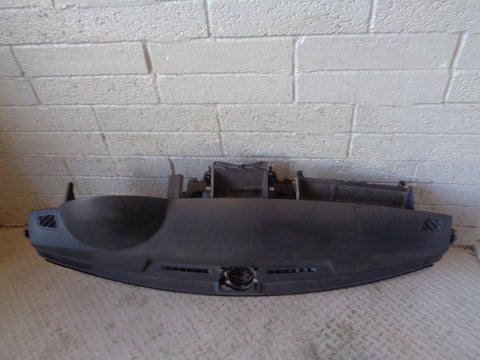 Discovery 3 Dashboard Black with Passenger Airbag Non-Sat Nav Vehicles R24045