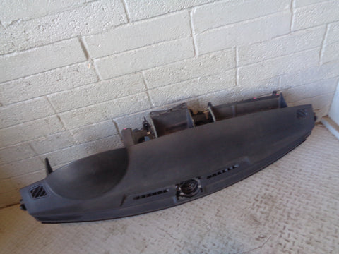 Discovery 3 Dashboard Black with Passenger Airbag Non-Sat Nav Vehicles R24045