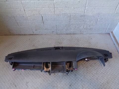 Discovery 3 Dashboard Black with Passenger Airbag Non-Sat Nav Vehicles R24045